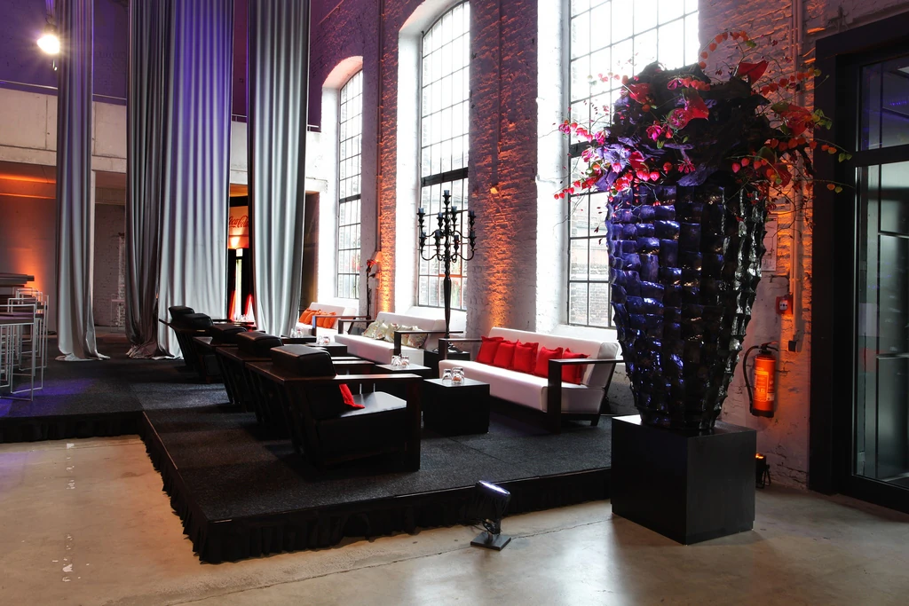 Fotel Palisander ze skóry z zestawem poduszek w kolorze czarnym