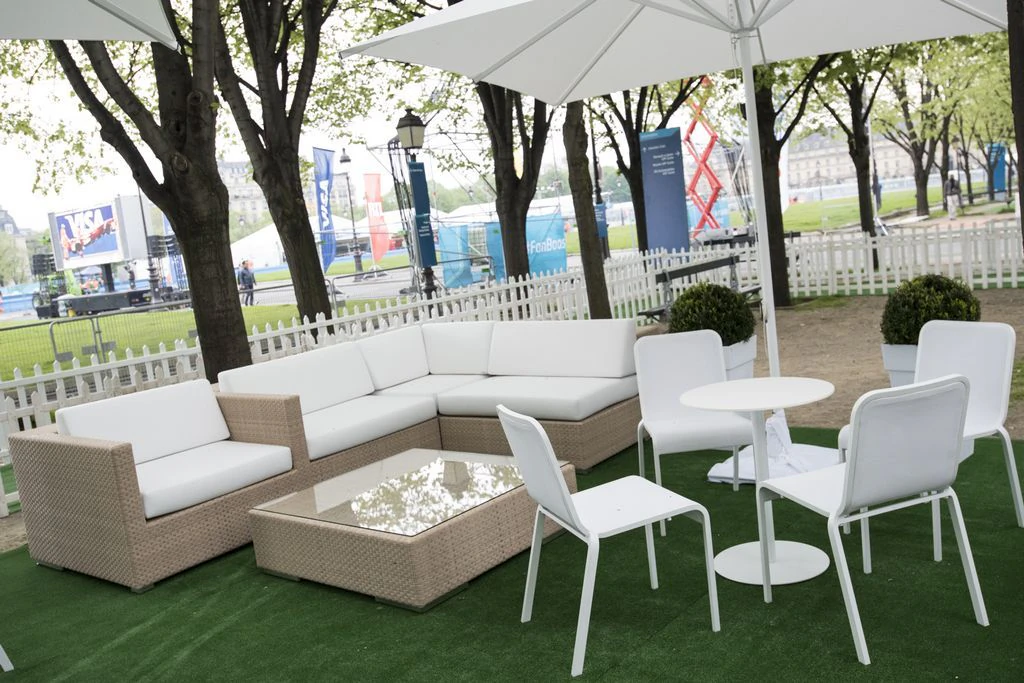 Fotel lounge Dedon bleach z zestawem poduszek biały