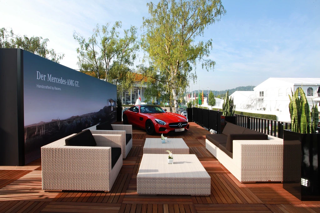 Fotel lounge Dedon bleach z zestawem poduszek w kolorze czarnym