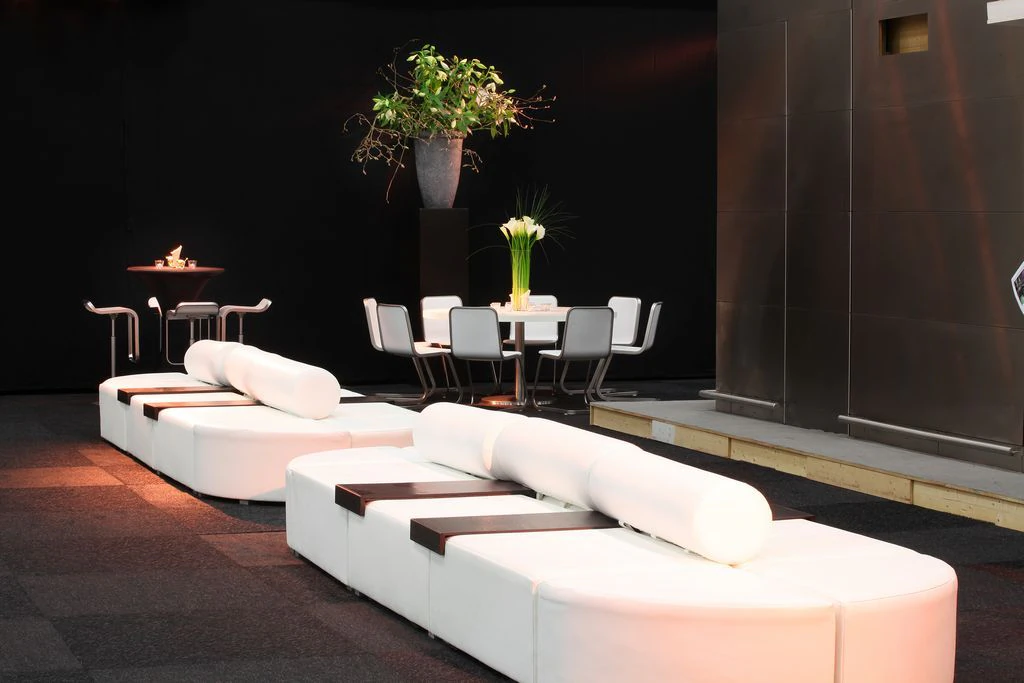 Lounge-bar brązowy W73×D35×H8 cm