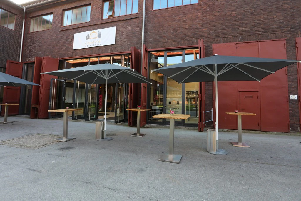 Ogromny parasol słoneczny czarny W300*D300 cm