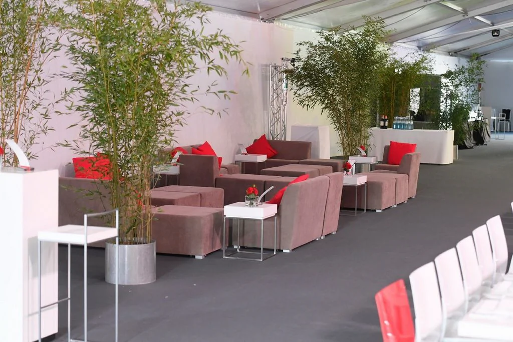 Siedzisko Montreal z tkaniny lounge-cube w kolorze taupe W70×D70×H41 cm