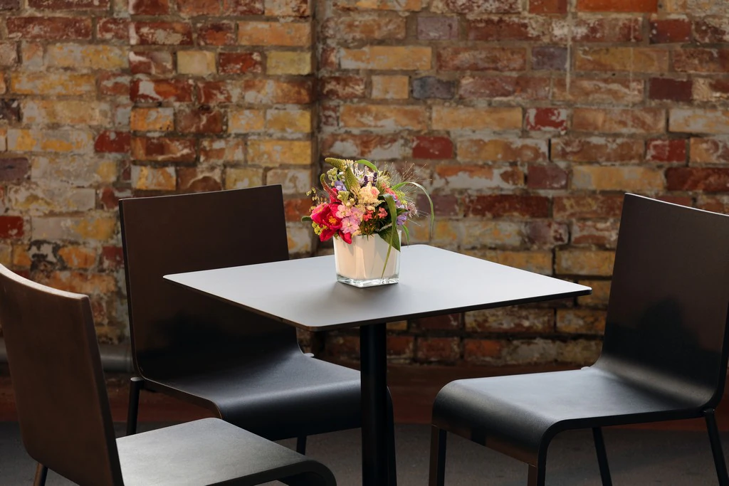 Stół bistro Brio czarny W60*D60*H72 cm