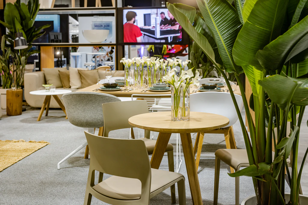 Stół bistro Halmstad dąb Ø70 H76 cm